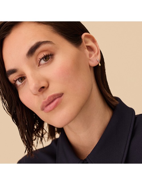 Ear1Lorie