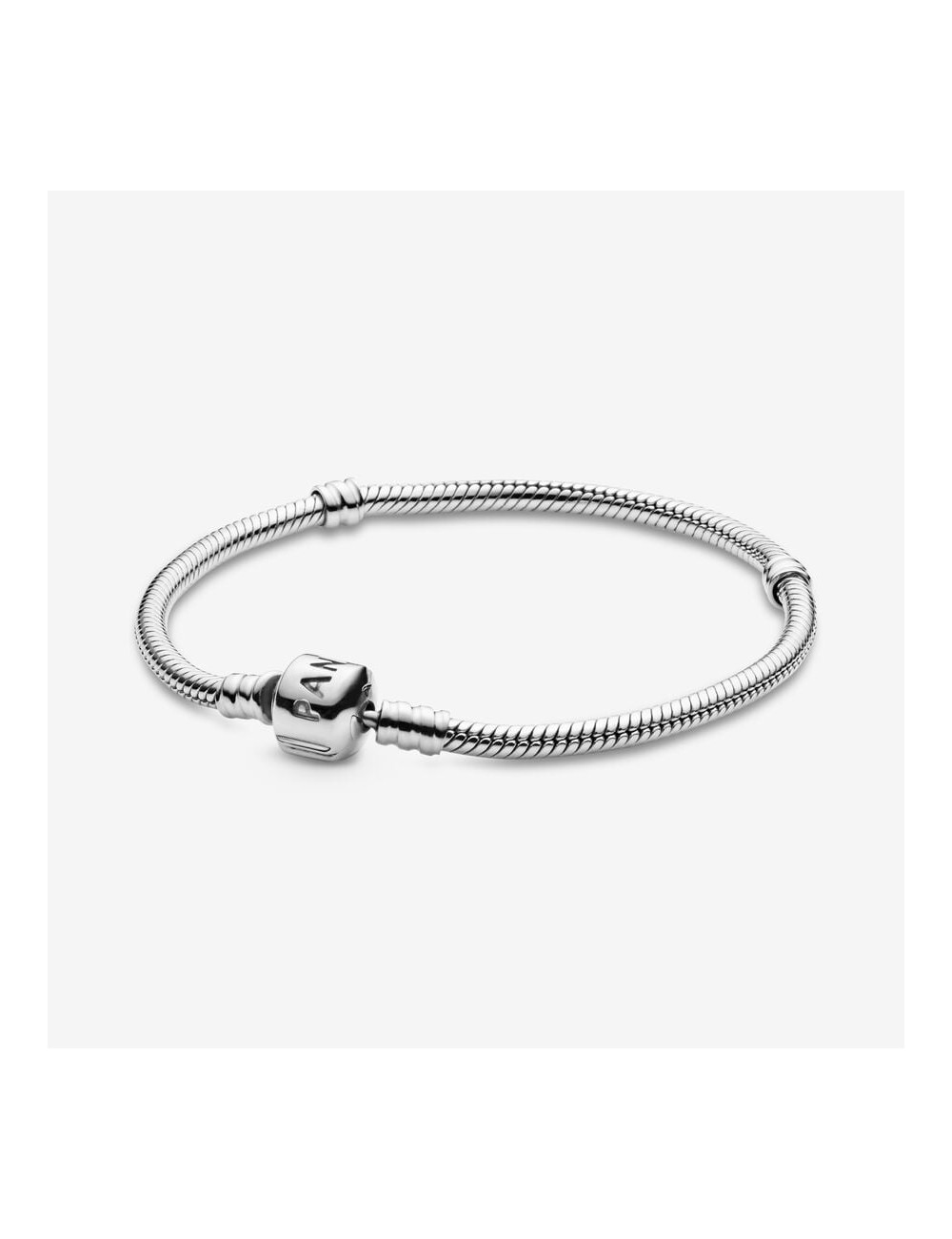 Pulsera de Cadena de Serpiente con Cierre de Barril de Pandora Moments