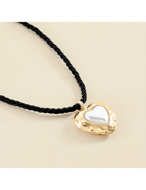 Collar Cuerda Corazon Perla Dorado
